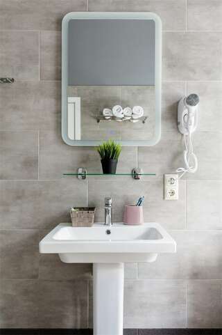 Гостиница Флоринн Москва ДВУХМЕСТН. НОМЕР С ДИВАНОМ-2