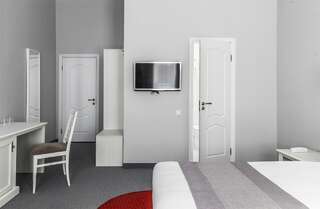 Гостиница Флоринн Москва ДВУХМЕСТН. НОМЕР С 1 ДВУСПАЛЬНОЙ КРОВАТЬЮ И ДОП. КРЕСЛО-КРОВАТЬЮ-10